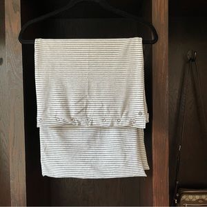 Lululemon Vinyasa Scarf with snaps